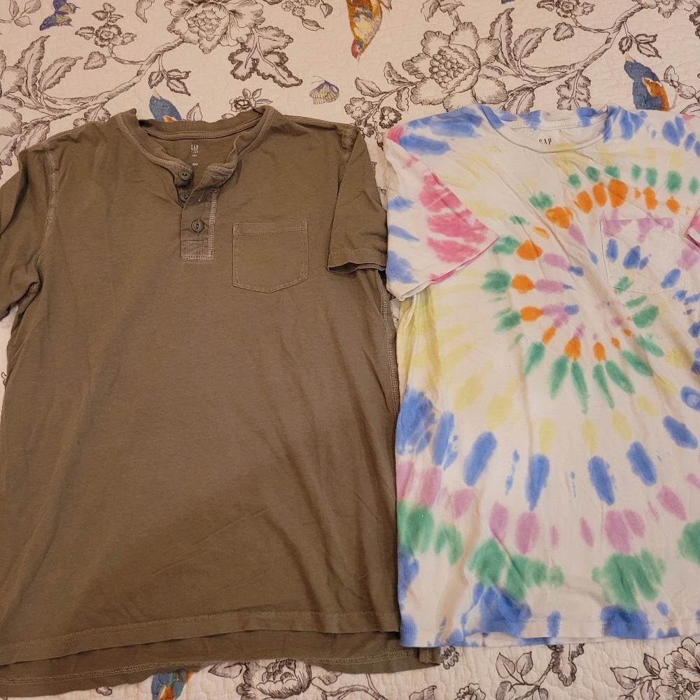 GAP T-shirts Olive Henley & Tie Dyed Crewneck Sz XXL